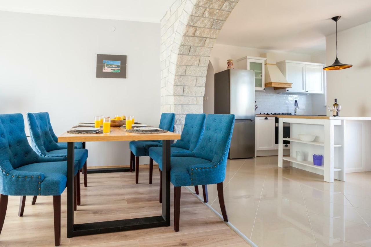 Holiday Apartment Ivica Milohnici Exteriör bild