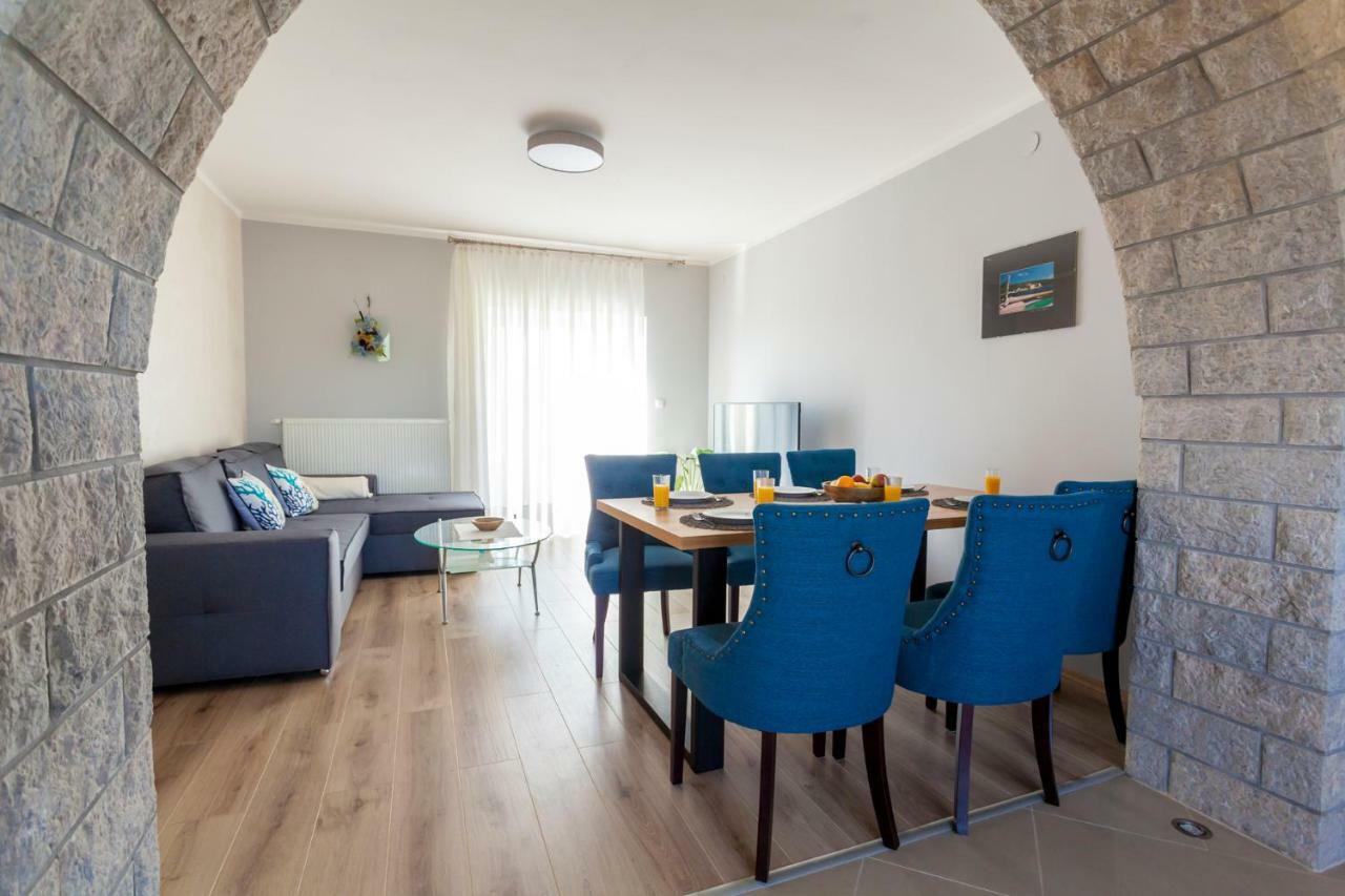 Holiday Apartment Ivica Milohnici Exteriör bild
